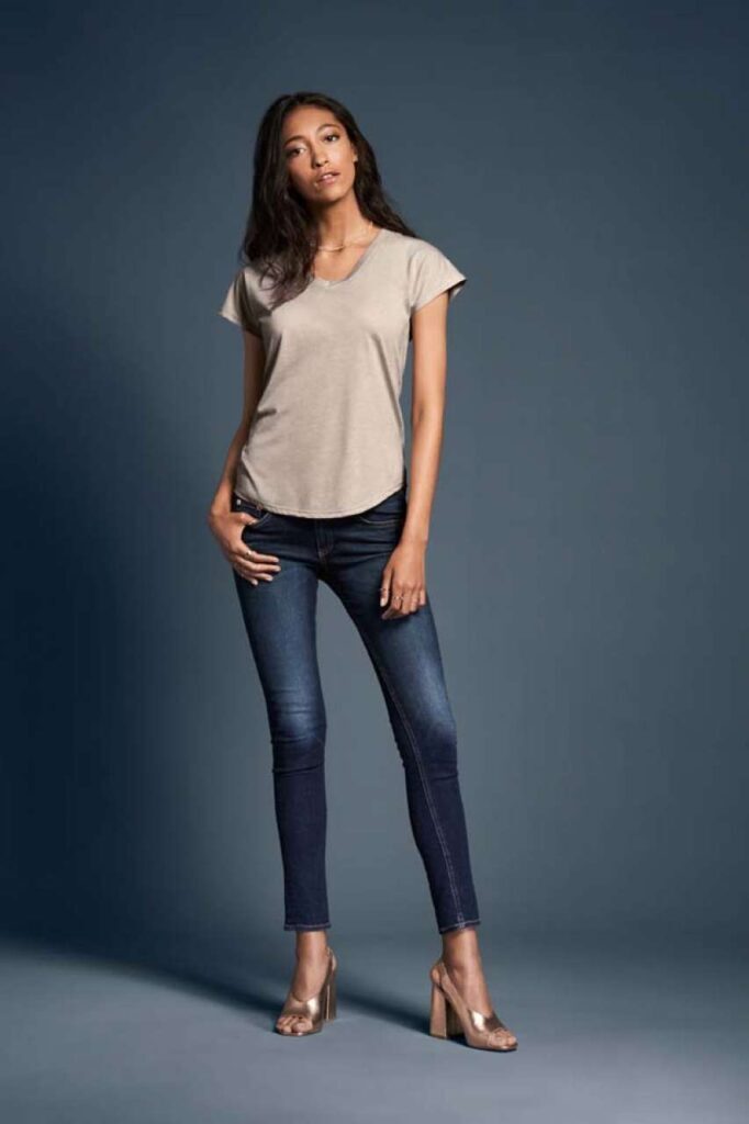 WOMEN'S TRI-BLEND V-NECK TEE - Slika 3