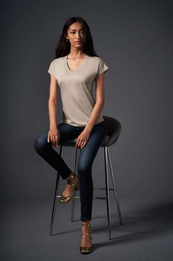 WOMEN'S TRI-BLEND V-NECK TEE - Slika 4