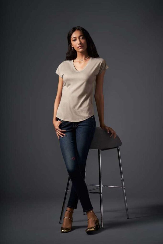 WOMEN'S TRI-BLEND V-NECK TEE - Slika 5