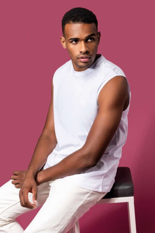 ECO-FRIENDLY MEN SLEEVELESS T-SHIRT