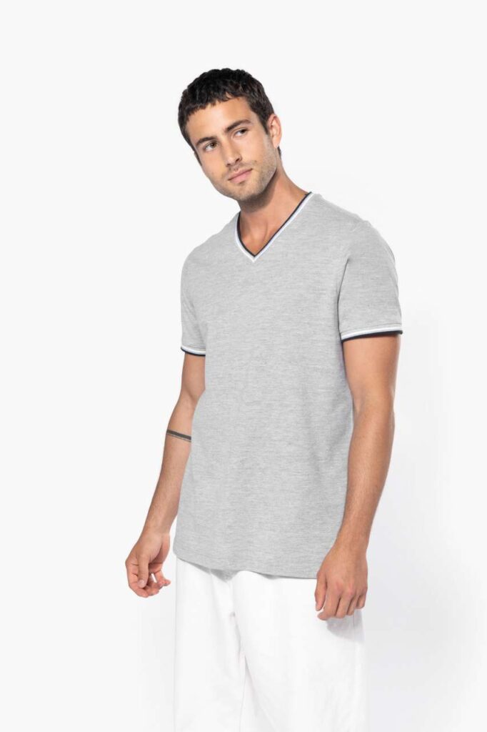 MEN'S PIQUÉ KNIT V-NECK T-SHIRT - Slika 2