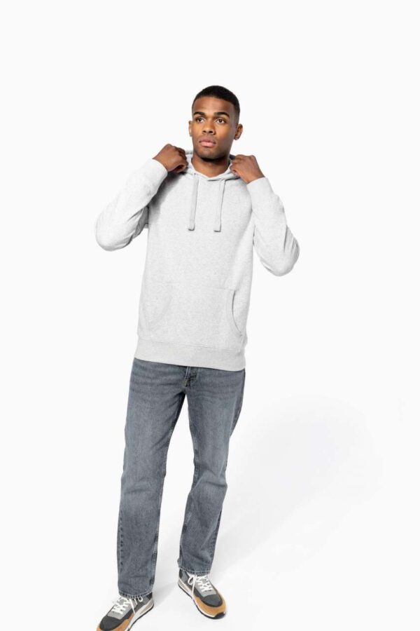 HOODED SWEATSHIRT