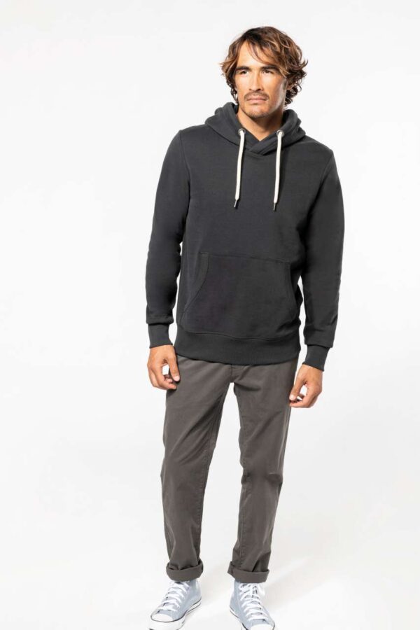 HOODED SWEATSHIRT