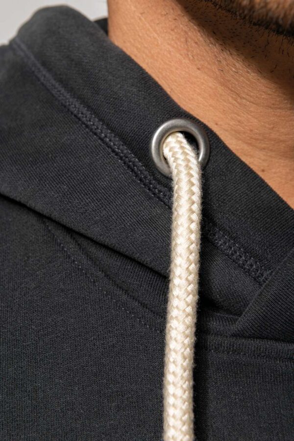 HOODED SWEATSHIRT