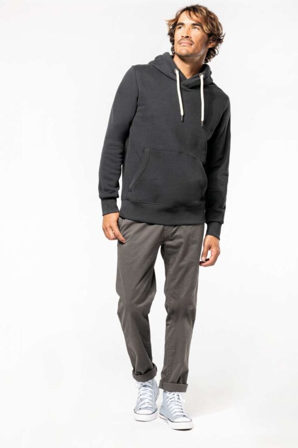 HOODED SWEATSHIRT