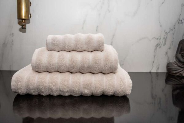 PREMIUM TOWEL