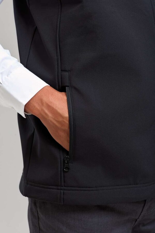 MEN’S WINDCHECKER® PRINTABLE & RECYCLED SOFTSHELL GILET