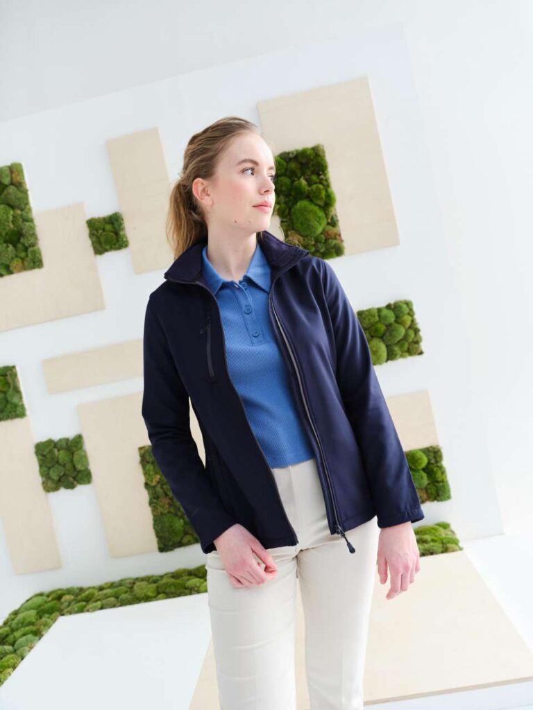 WOMEN'S HONESTLY MADE RECYCLED PRINTABLE SOFTSHELL JACKET - Slika 2