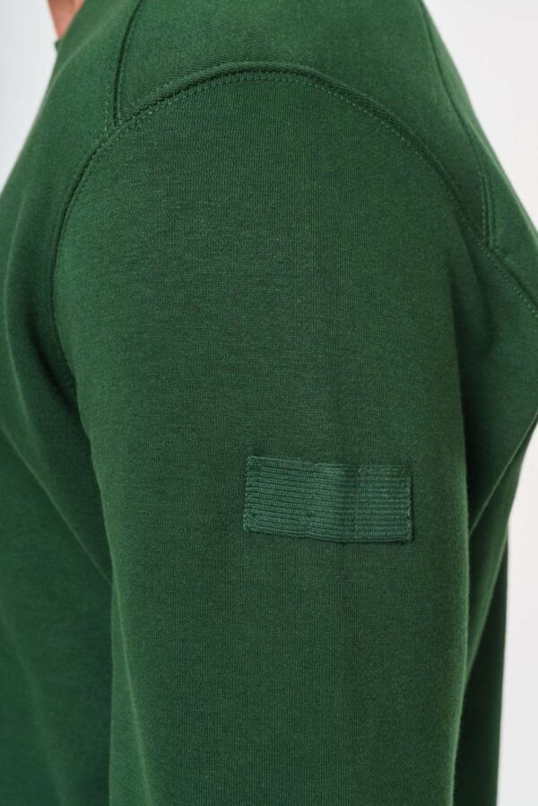 SET-IN SLEEVE SWEATSHIRT